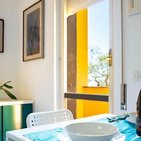 Lemon - Ac & Sea View مونتيروسّو ال ماري